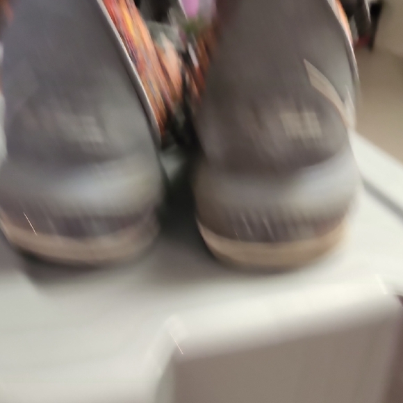 Nike LeBron 16 XVI Multicolor Size 13 - Picture 4 of 7